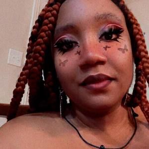 Meet your Posher, Britney